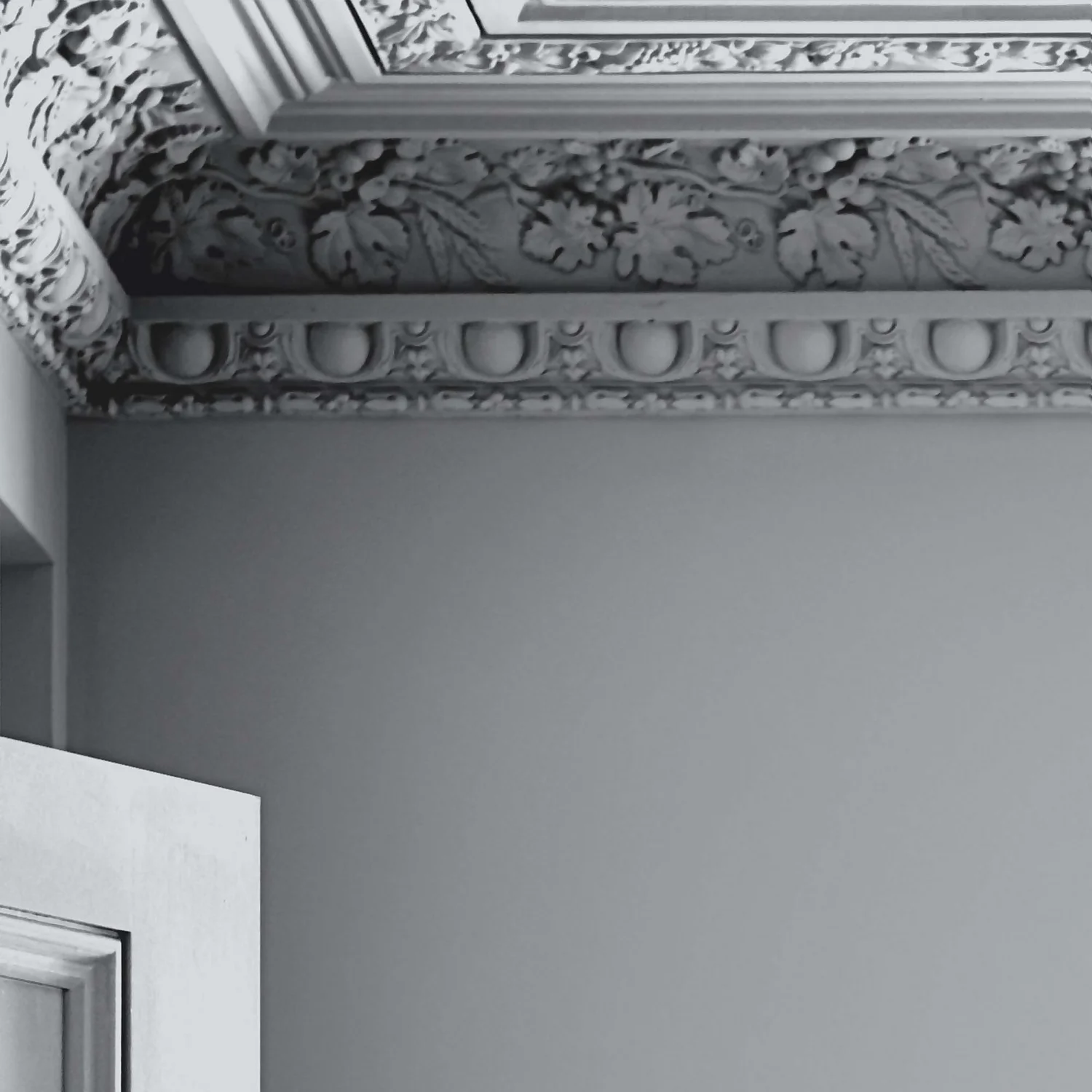 Laura Ashley Matt Emulsion Paint Pale Slate - 2.5L 3 Laura Ashley Matt Emulsion Paint Pale Slate - 2.5L - Image 3