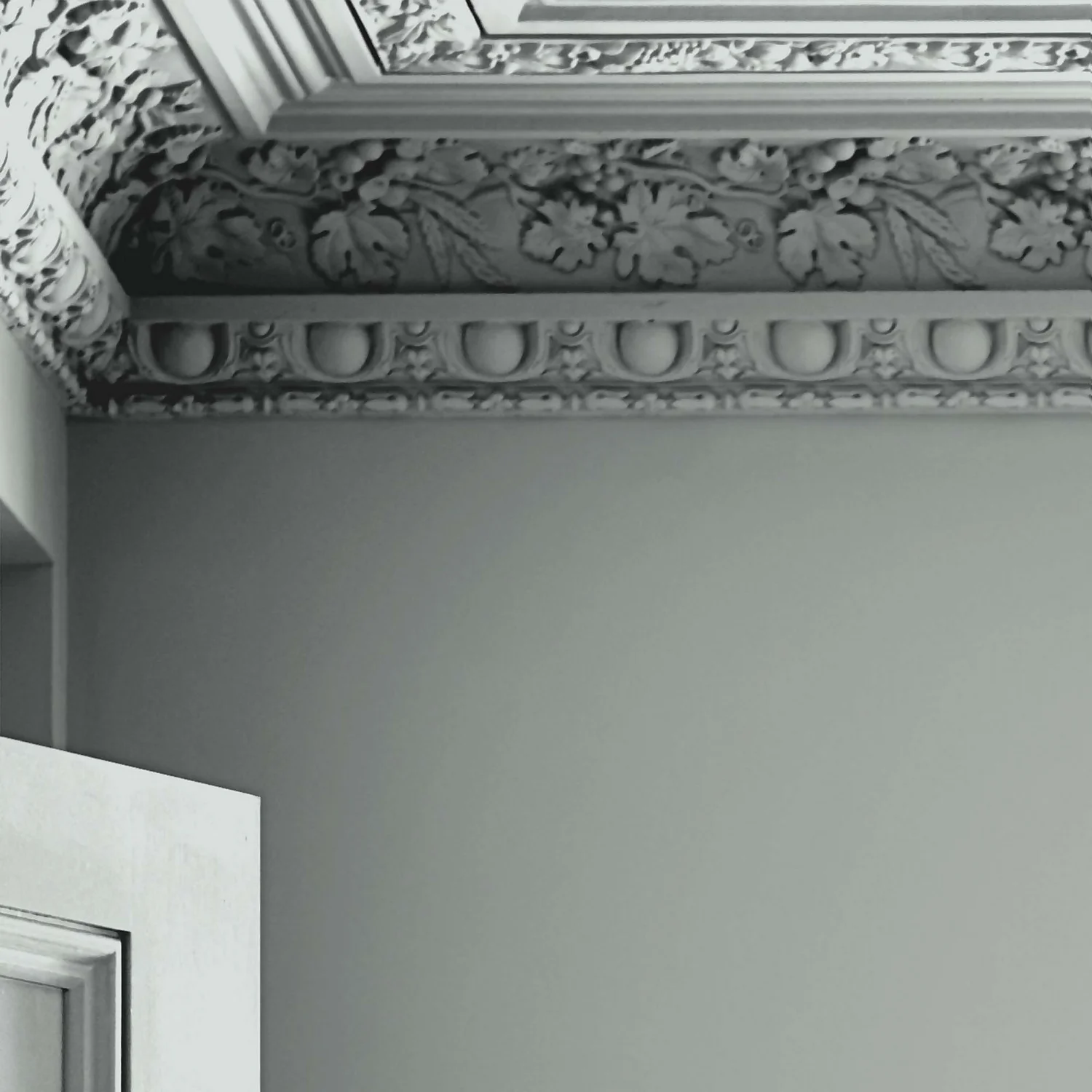 Laura Ashley Eggshell Paint Pale Grey Green - 750ml 3 Laura Ashley Eggshell Paint Pale Grey Green - 750ml - Image 3