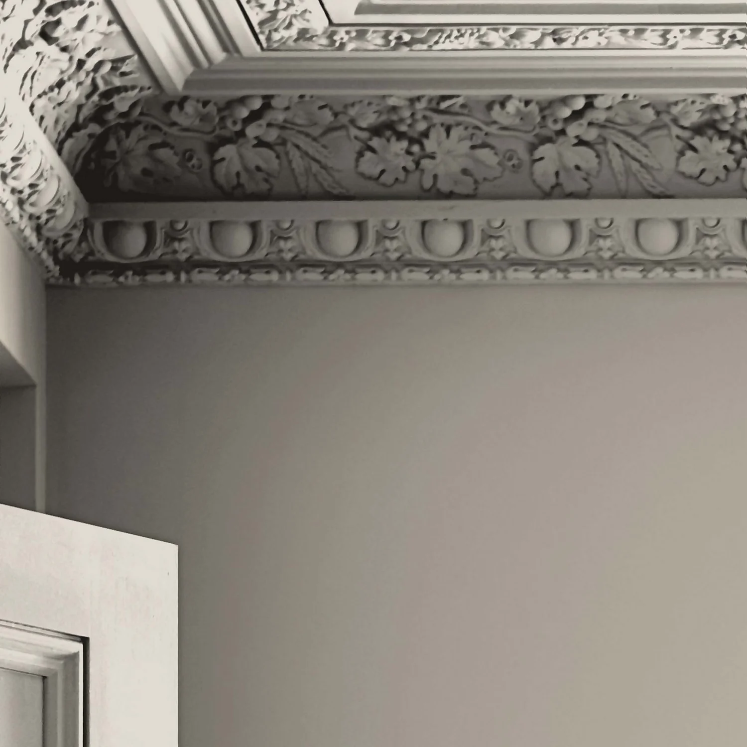 Laura Ashley Matt Emulsion Paint Natural Tester 100ml 3 Laura Ashley Matt Emulsion Paint Natural Tester 100ml - Image 3