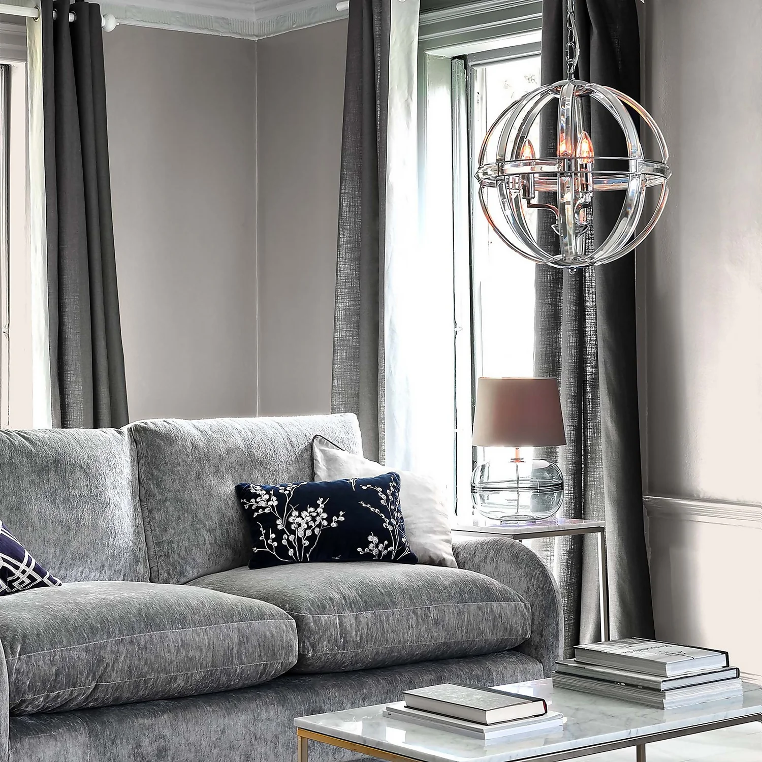 Laura Ashley Matt Emulsion Paint Dove Grey - Tester 100ml 2 Laura Ashley Matt Emulsion Paint Dove Grey - Tester 100ml - Image 2