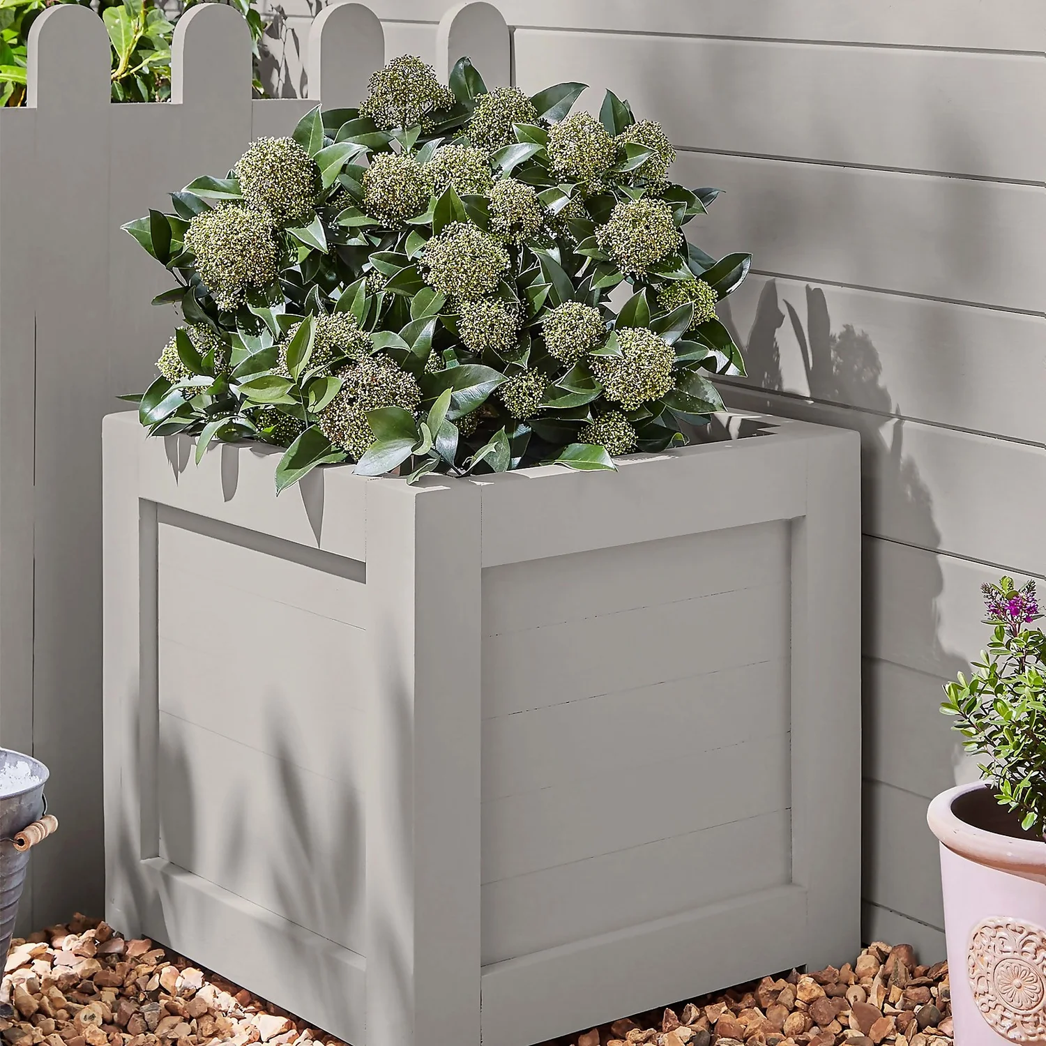 Laura Ashley Eggshell Garden Paint Dark Dove Grey - 2.5L 2 Laura Ashley Eggshell Garden Paint Dark Dove Grey - 2.5L - Image 2