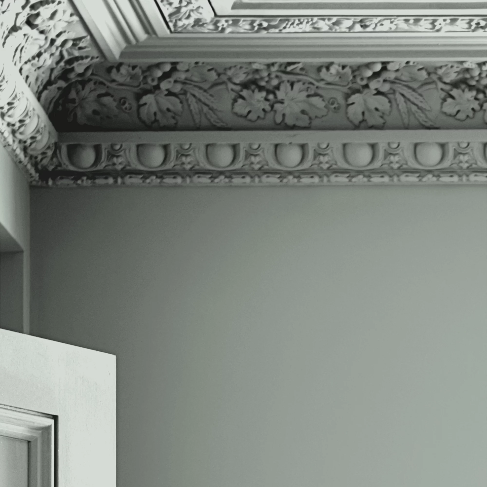 Laura Ashley Eau De Nil Eggshell Emulsion Paint, 750ml 2 Laura Ashley Eau De Nil Eggshell Emulsion Paint, 750ml - Image 2