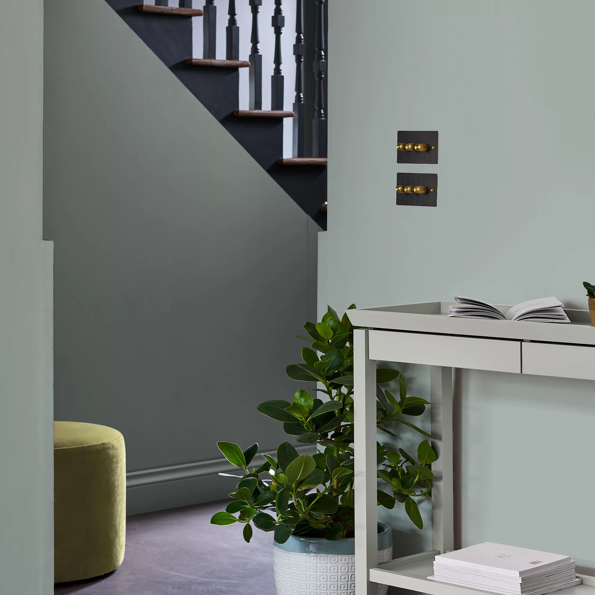 Laura Ashley Grey Green Matt Emulsion Paint, 2.5L 3 Laura Ashley Grey Green Matt Emulsion Paint, 2.5L - Image 3