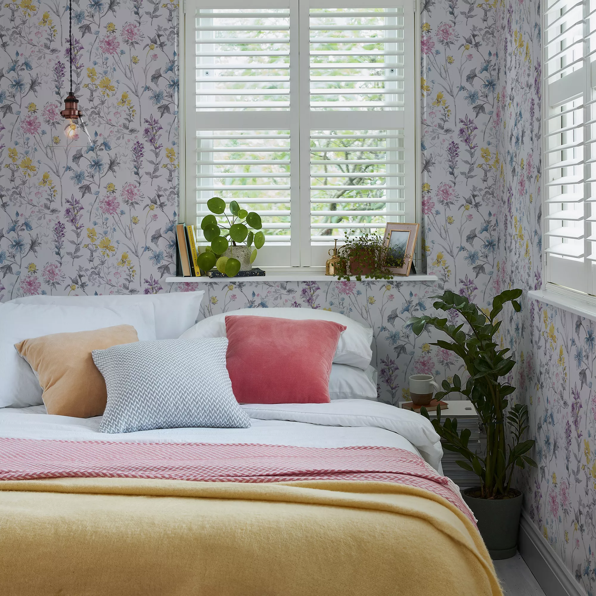 Laura Ashley Multicolour Wild Meadow Smooth Wallpaper 5 Laura Ashley Multicolour Wild Meadow Smooth Wallpaper - Image 5