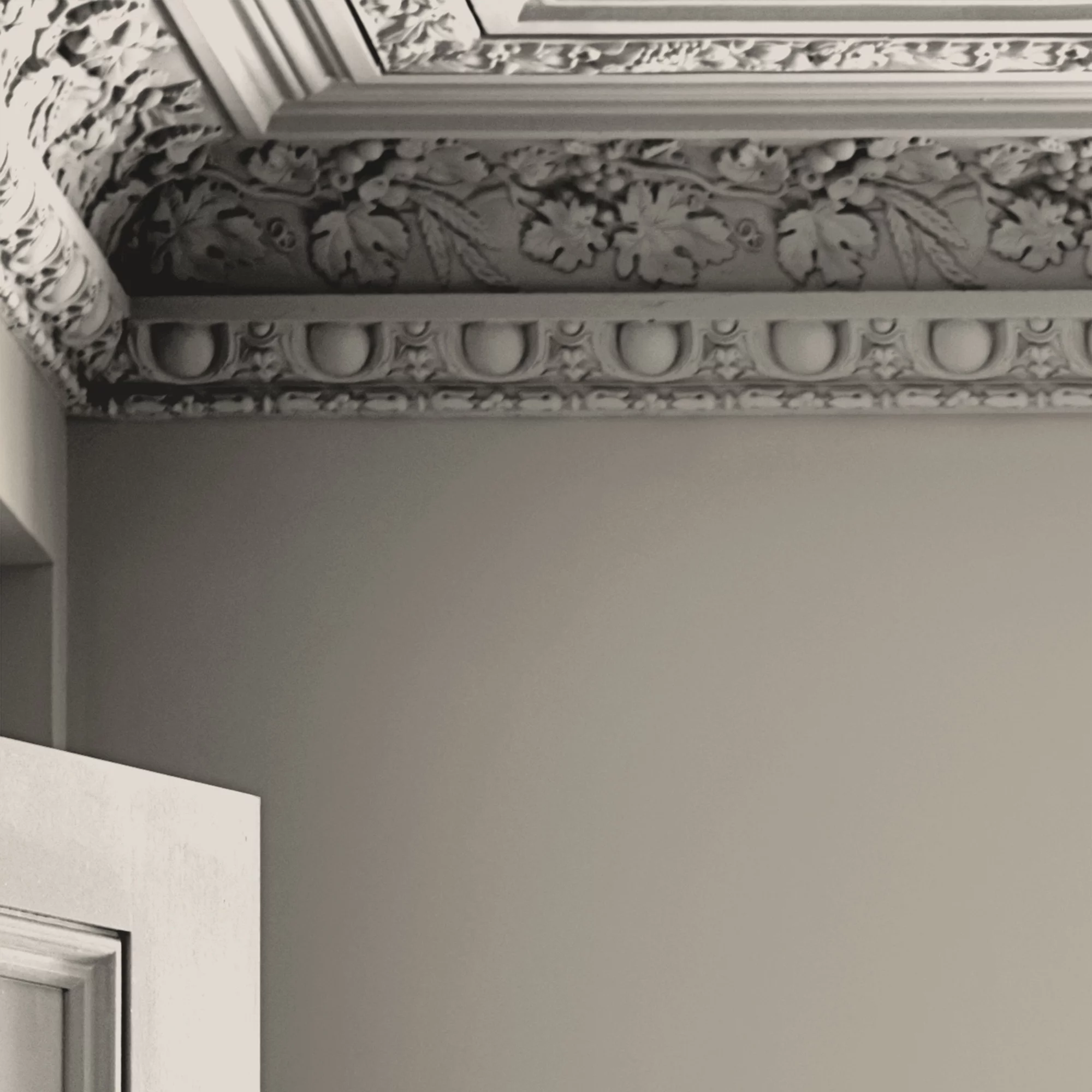 Laura Ashley Natural Matt Emulsion Paint, 5L 6 Laura Ashley Natural Matt Emulsion Paint, 5L - Image 6