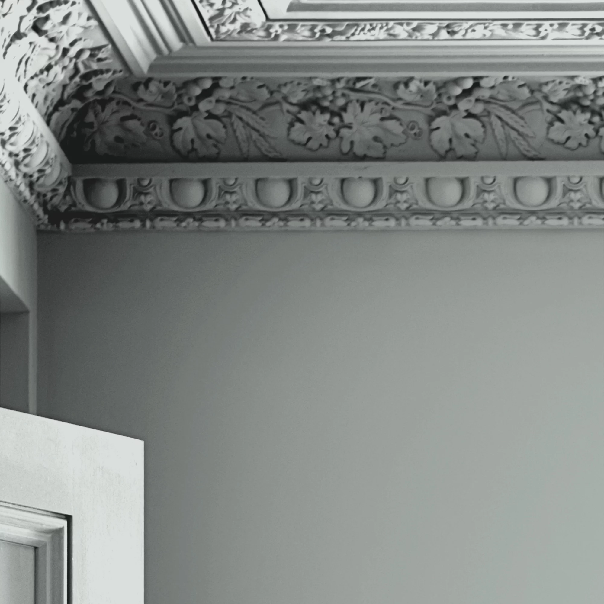 Laura Ashley Pale Grey Green Matt Emulsion Paint, 2.5L 5 Laura Ashley Pale Grey Green Matt Emulsion Paint, 2.5L - Image 5