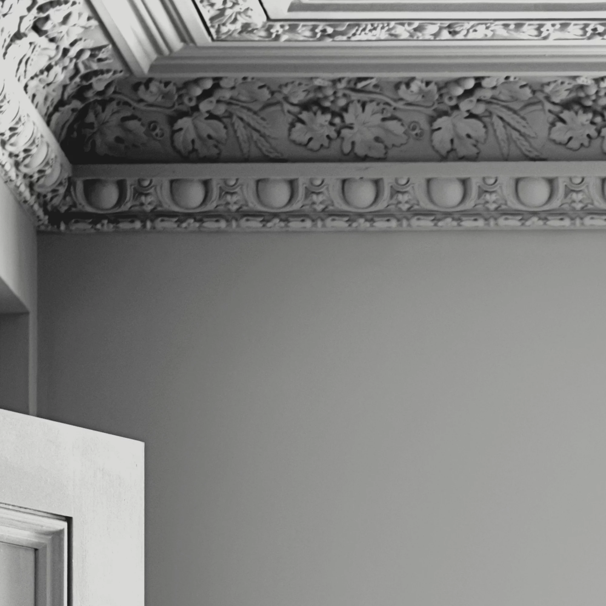 Laura Ashley Pale Steel Eggshell Emulsion Paint, 750ml 2 Laura Ashley Pale Steel Eggshell Emulsion Paint, 750ml - Image 2