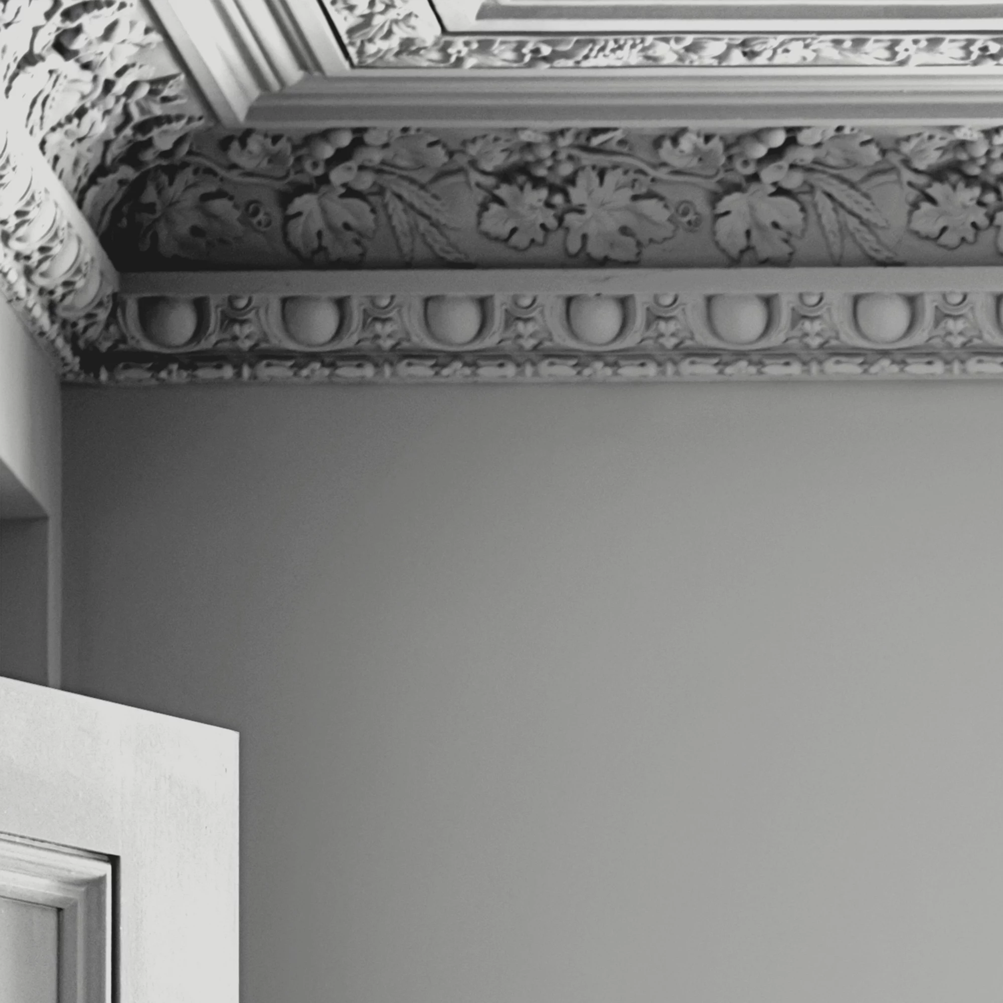 Laura Ashley Silver Matt Emulsion Paint, 5L 6 Laura Ashley Silver Matt Emulsion Paint, 5L - Image 6